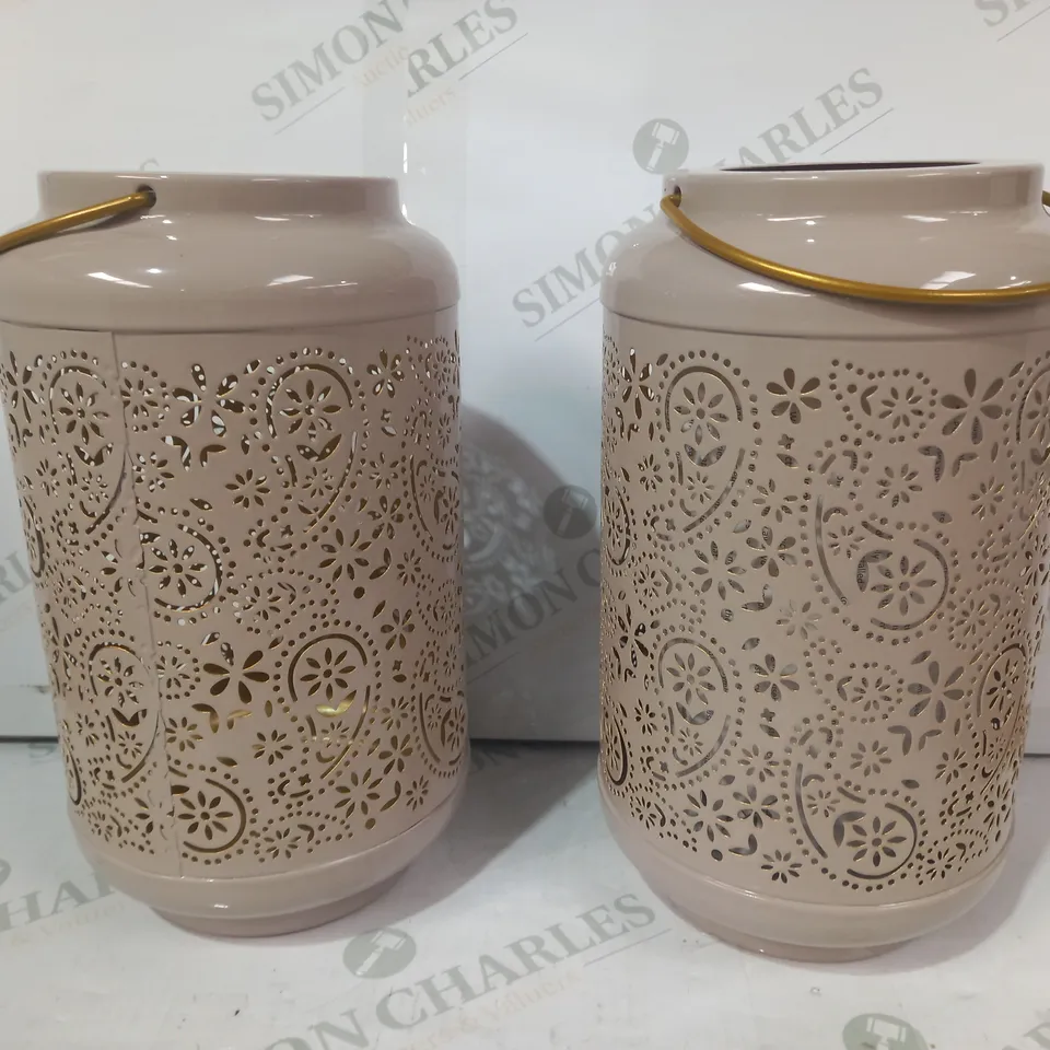 GARDEN REFLECTIONS SET OF 2 PATTERNED SOLAR LANTERNS