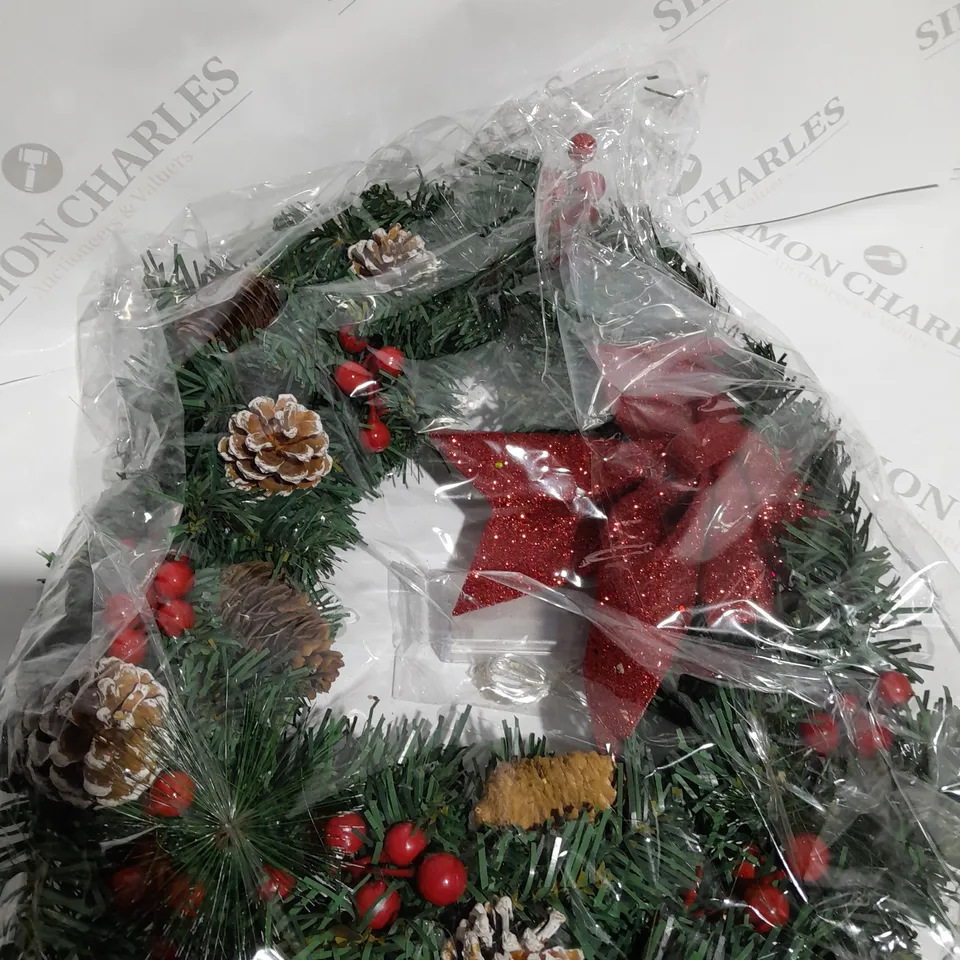 BOX OF APPROXIMATELY 5 CHRISTMAS WRAITHS 
