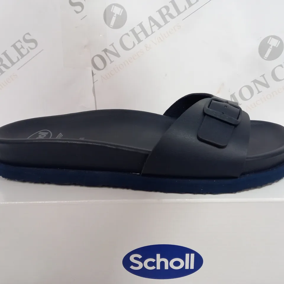 BOXED SCHOLL THICK PADDED OPEN TOE SANDAL - SIZE 7