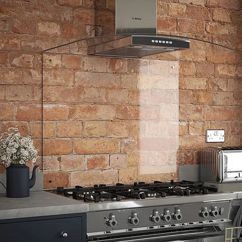 BOXED VENICE CLEAR GLASS KITCHEN SPLASHBACK 