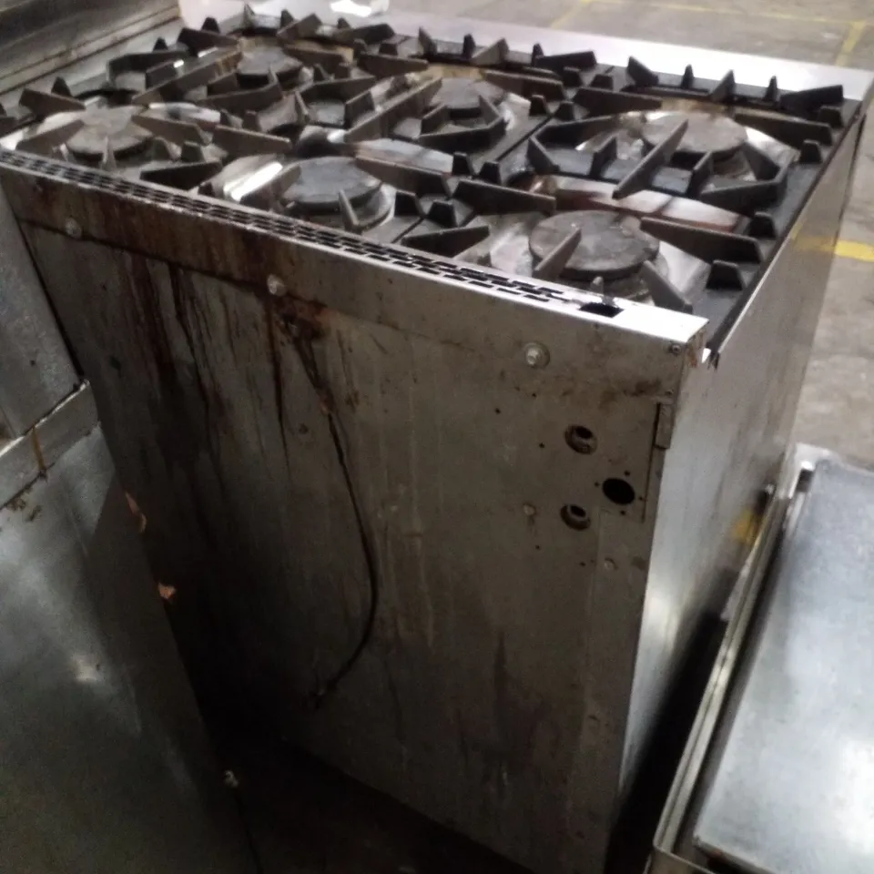 COMMERCIAL 6-BURNER GAS RANGE WITH DOUBLE OVENS – STAINLESS STEEL