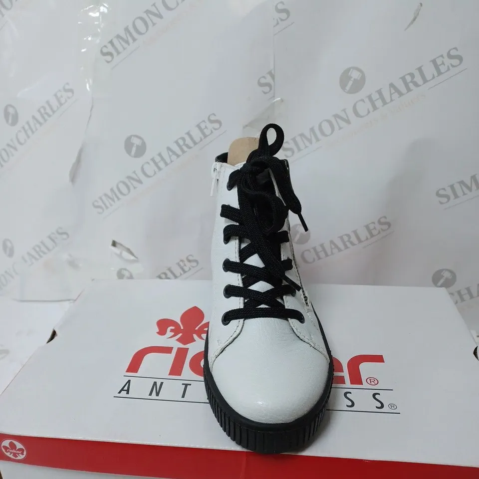 RIEKER HIGH TOP TRAINER CUFF IN WHITE SIZE 3.5 - BOXED 