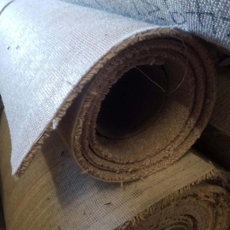 ROLL OF QUALITY 5M CRAFTSMAN EL FLEECE CARPET - 5×1.64M