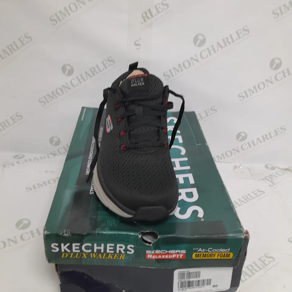 BOXED SKETCHERS D'LUX TRAINERS SIZE 8