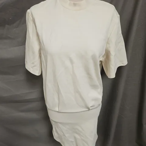 NOUGHTS & KISSES BOXY TSHIRT DRESS IN ECRU SIZE 2