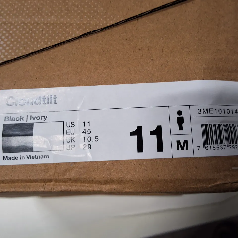 ON RUNNING CLOUD TILT TRAINERS – UK 10.5 (US 11, EU 45) WHITE/GRAY