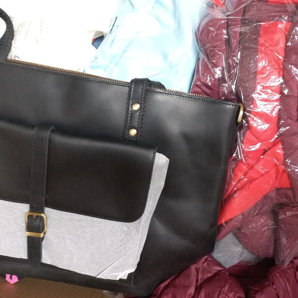 APPROXIMATELY 20 ASSORTED CLOTHING AND FASHION PRODUCTS IN VARIOUS STYLES AND SIZES - COLLECTION ONLY