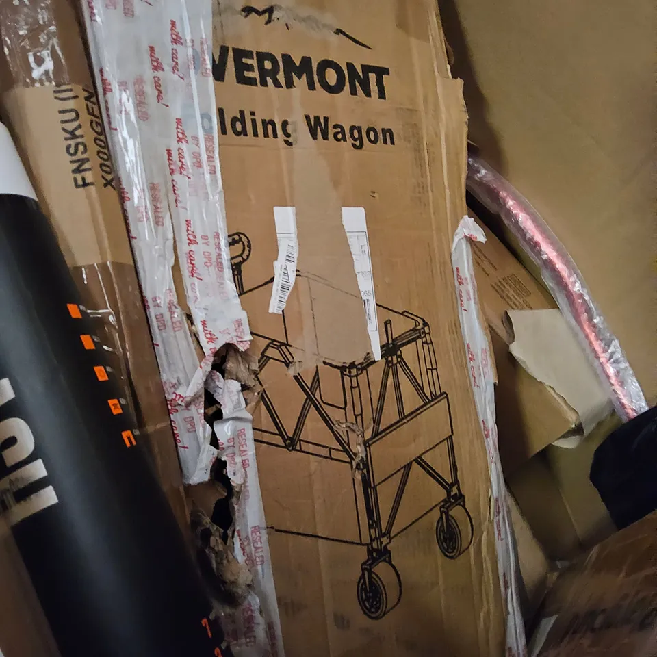 PALLET OF ASSORTED ITEMS TO INCLUDE, FOLDING FESTIVAL WAGGON, DINING CHAIRS, RUCKSAC. DASH MAT.
