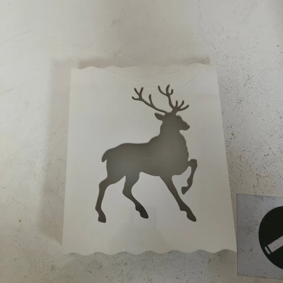 BOX OF 15 CHRISTMAS FRAME LIGHT REINDEER 