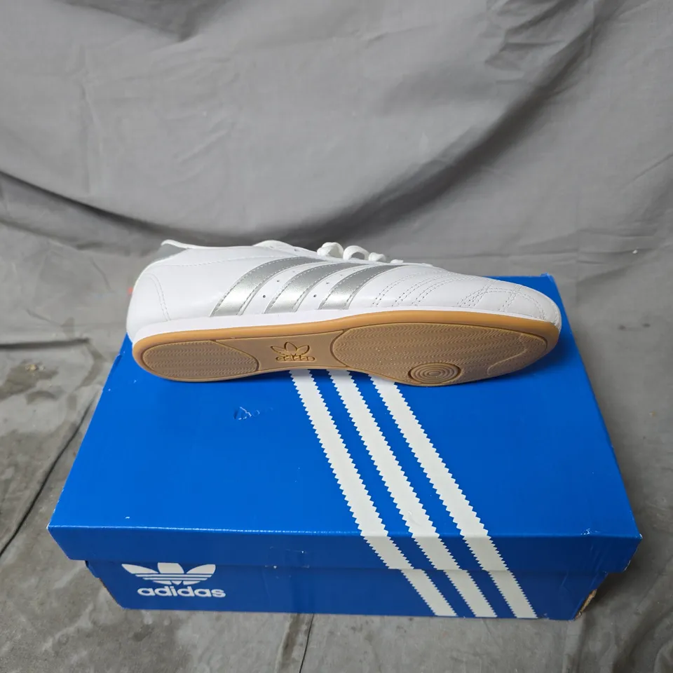 ADIDAS WHITE SNEAKERS WITH SILVER 3-STRIPES – BOXED SIZE 6
