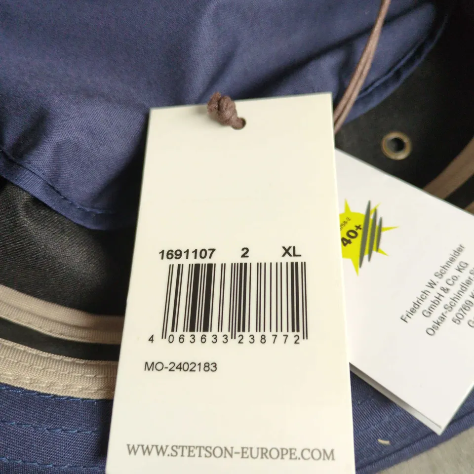 STETSON HAT IN NAVY/RED – SIZE XL