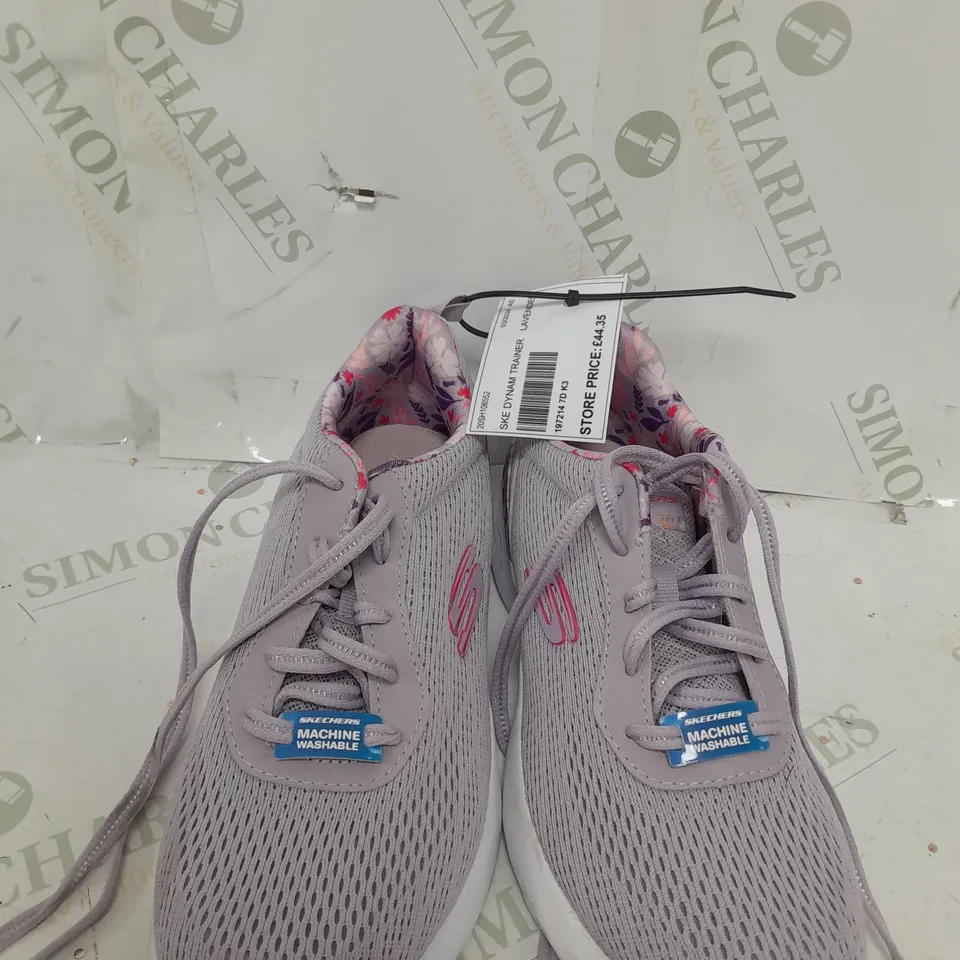 BOXED PAIR OF PINK SKETCH-AIR TRAINERS SIZE 3.5