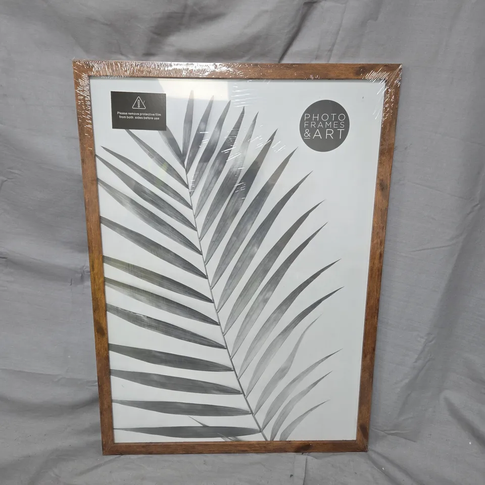 PF&A A2 SIZE PHOTO FRAME