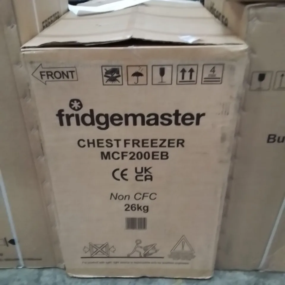 BOXED FRIDGEMASTER MCF200EB 198L FREES BLACK