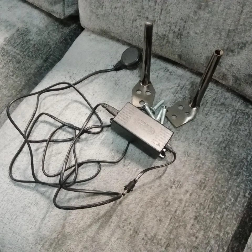 QUALITY DESIGNER ITALIAN MADE BOLZANO LEATHER 3 SEATER ELECTRIC RECLINER SOFA