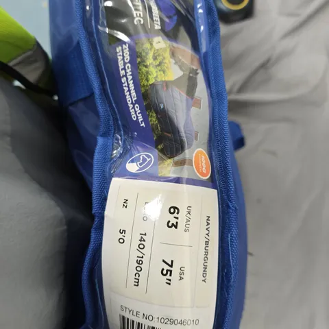 WEATHERBEETA COMFITEC HORSE RUG – NAVY/BURGUNDY, SIZE 6FT 3IN