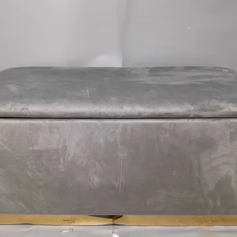 ALISON CORK VELVET NESTABLE STORAGE OTTOMAN, DOVE GREY [COLLECTION ONLY]
