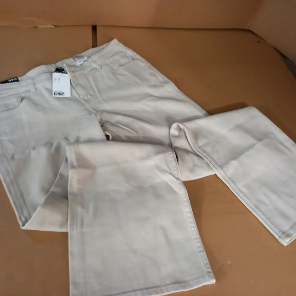 DIVIDED FLARE LOW WAIST JEANS - UK18