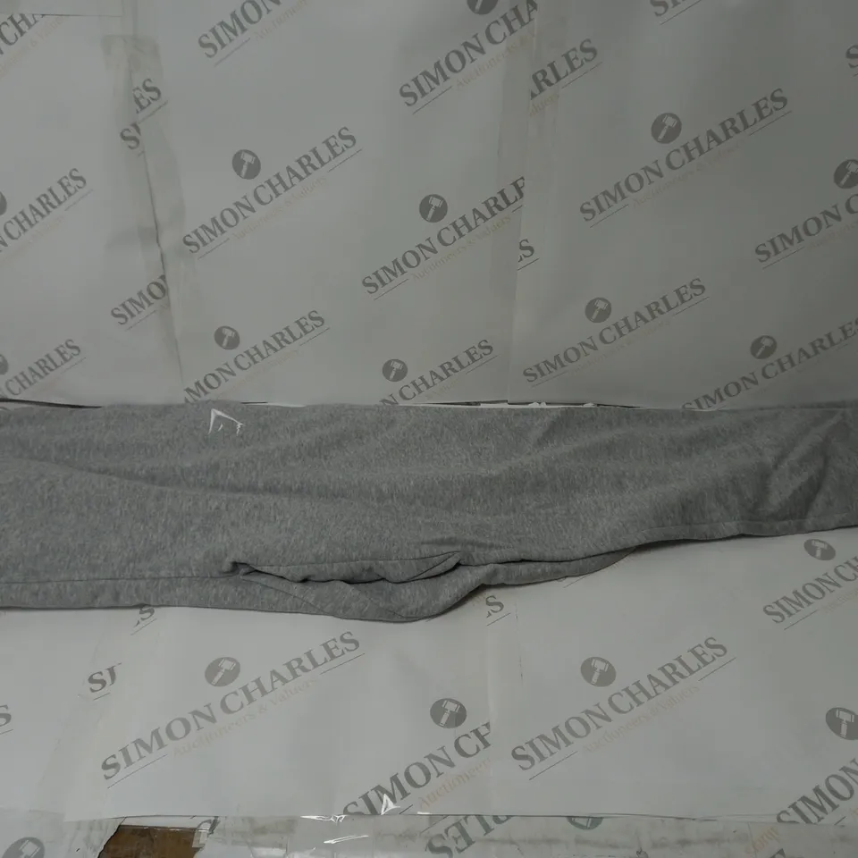 GYMSHARK JOGGERS IN GREY - MEDIUM