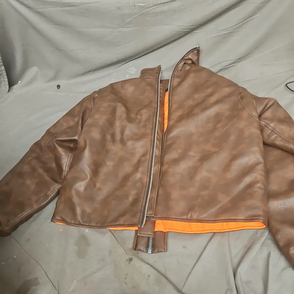 DIVISION AW24 SPLIT BOMBER JACKET 10016, BROWN FAUX LEATHER, SIZE M