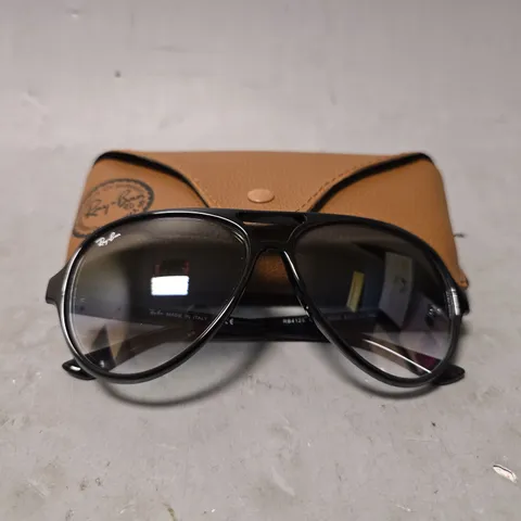 RAY-BAN CATS 5000 SUNGLASSES