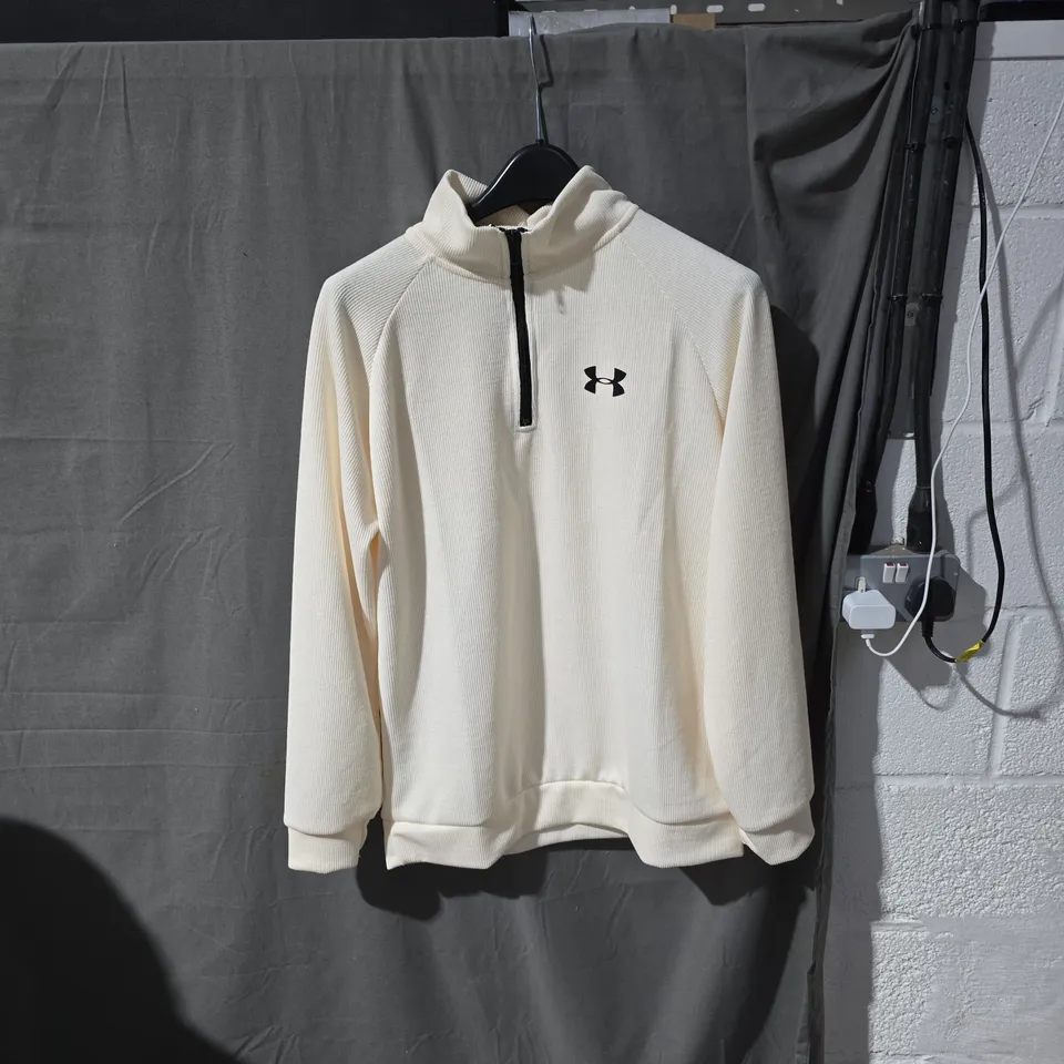 UNDER ARMOUR WHITE QUARTER-ZIP PULLOVER – LOGO ON CHEST UK M