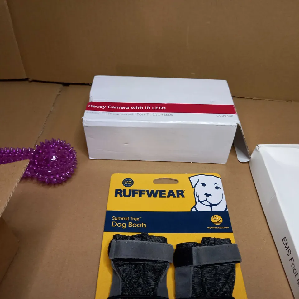 LOT OF APPROX 13 ASSORTED HOUSEHOLD ITEMS TO INCLUDE:  BOXED GOLF BALLS, DECOY CAMERA, PACKAGED FIRST AID BAG