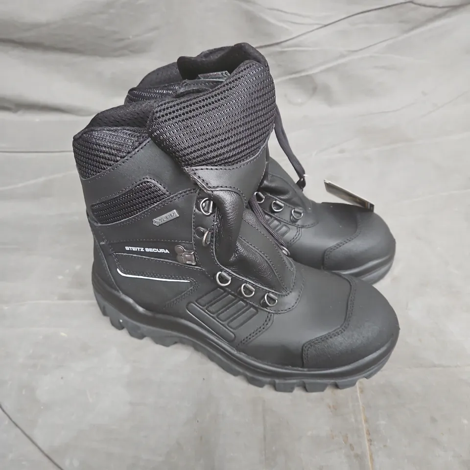 PAIR OF STEITZ SECURA GORE-TEX EXTENDED COMFORT BOOTS IN BLACK - SIZE 41