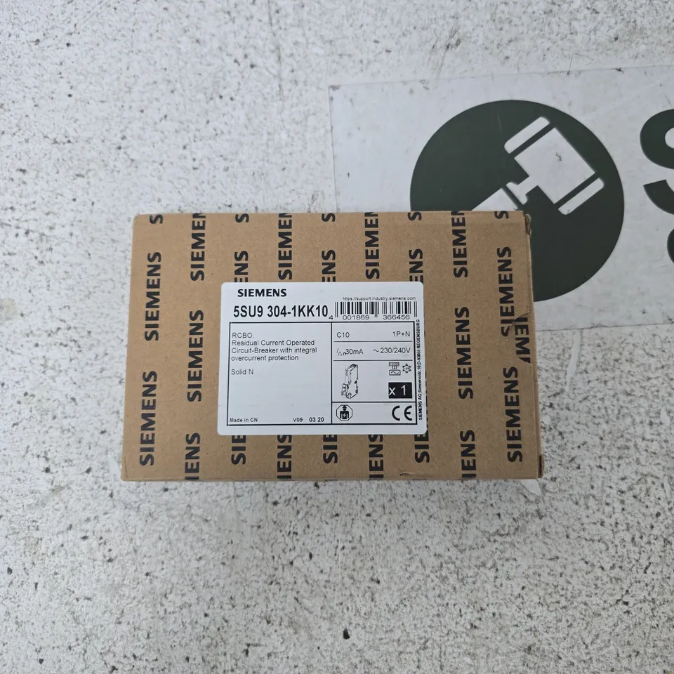 SIEMENS RCBO 1P+N 30MA 230/240V – 10A C-TYPE, MODEL 5SU9 304-1KK104 (BOXED)
