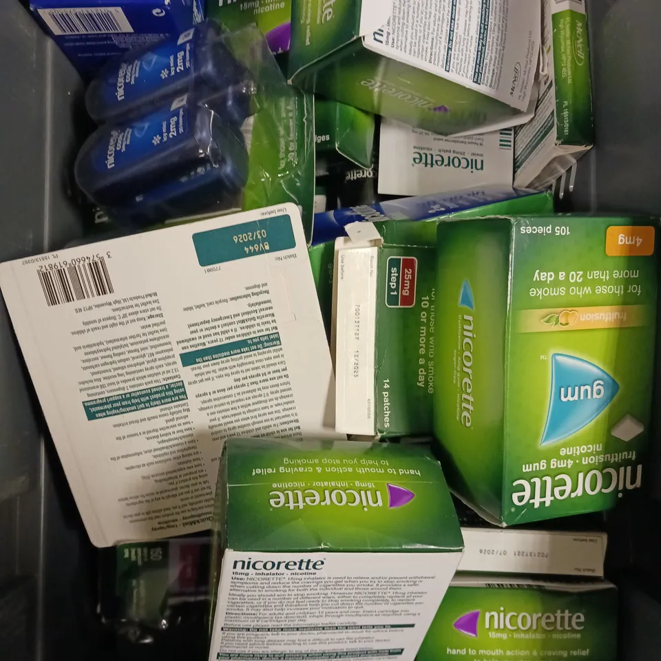 APPROXIMATELY 20 ASSORTED SMOKING PREVENTION PRODUCTS TO INCLUDE PATCHES, INHALATORS, GUM ETC	