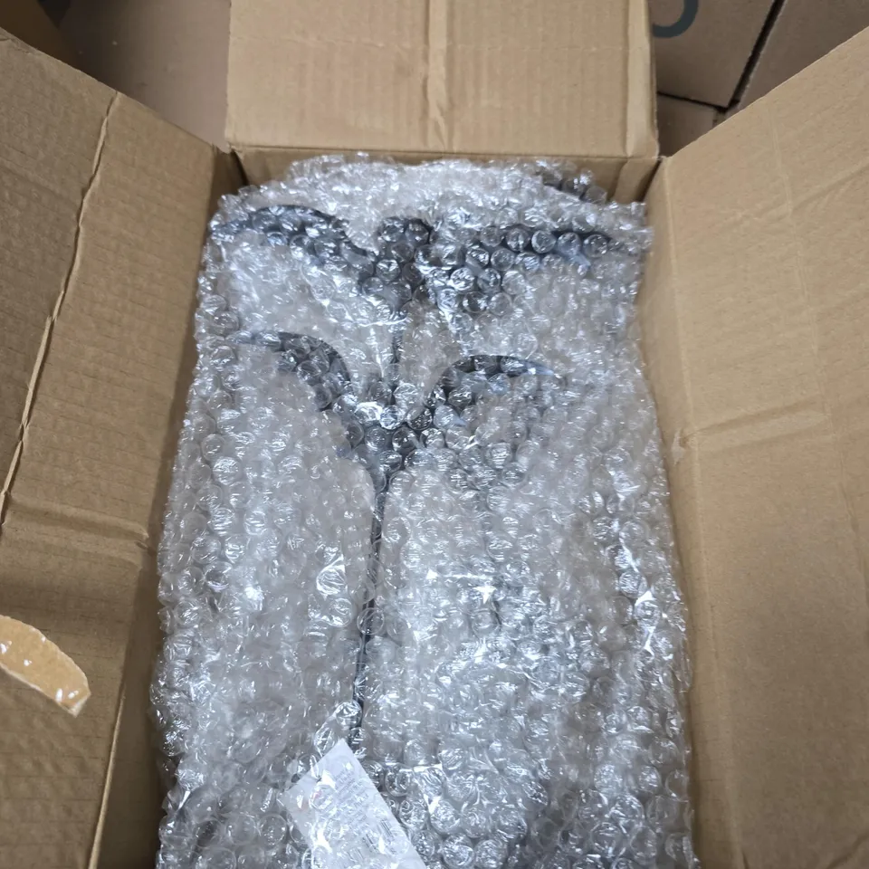 4X GISELA GRAHAM BAT CANDLESTICK HOLDER