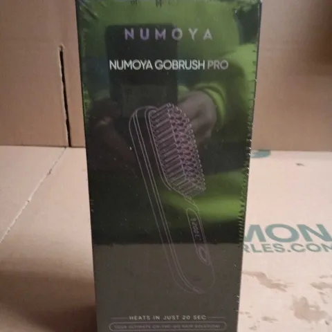 NUMOYA GOBRUSH PRO HEATED HAIR BRUSH
