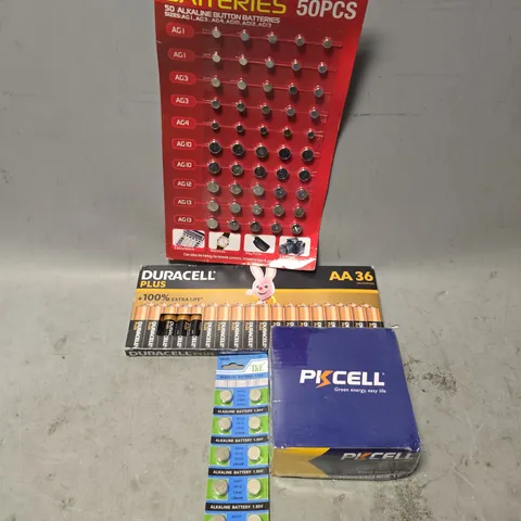 APPROXIMATELY 12 ASSORTED BATTERYS TO INCLUDE- AA36 , AG BATTERIES , AA R6P ETC - COLLECTION ONLY
