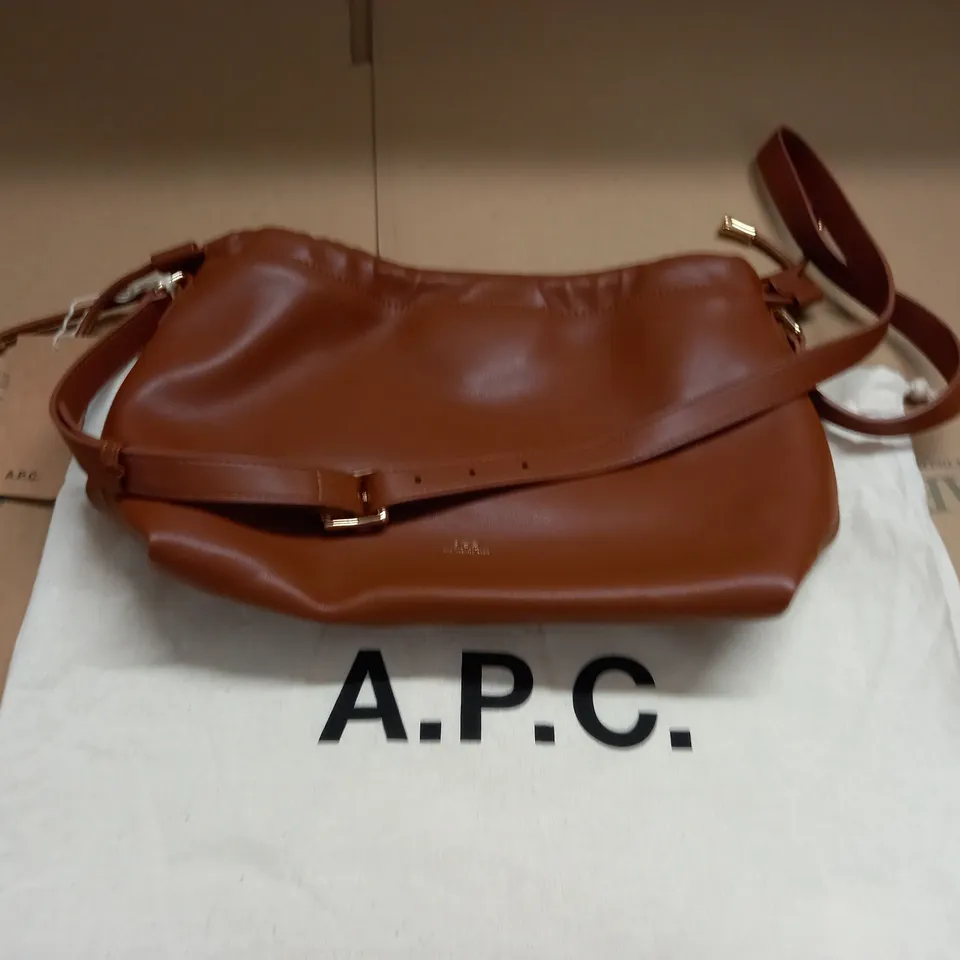 A.P.C BROWN LEATHER BAG