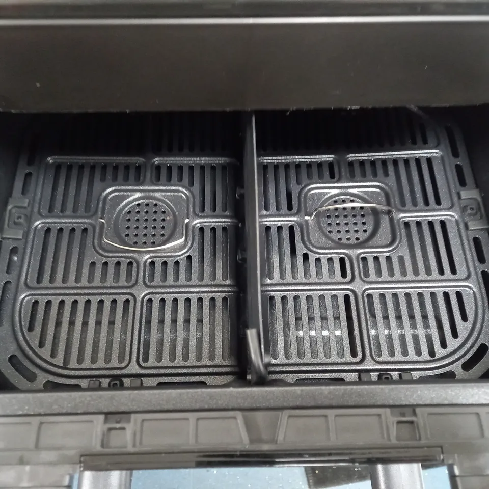 INSTANT VORTEX PLUS VERSAZONE AIR FRYER