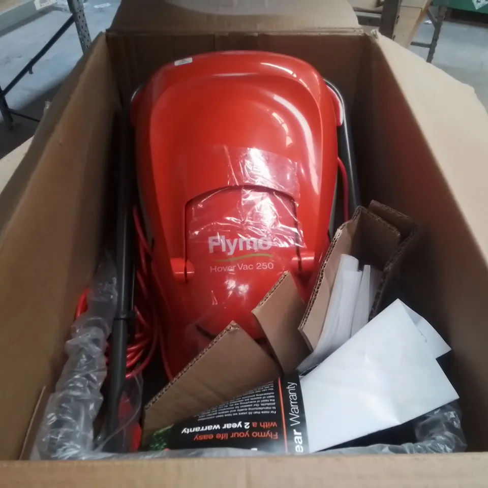 FLYMO HOVERVAC 250