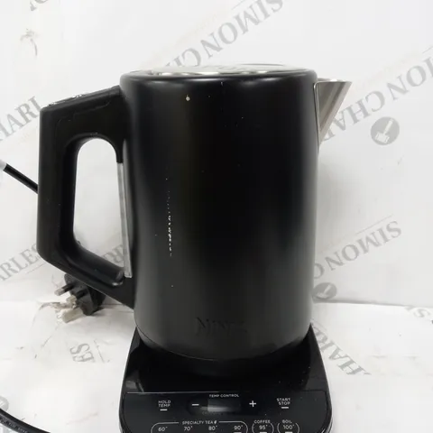 BOXED NINJA PERFECT TEMPERATURE KETTLE KT200UK