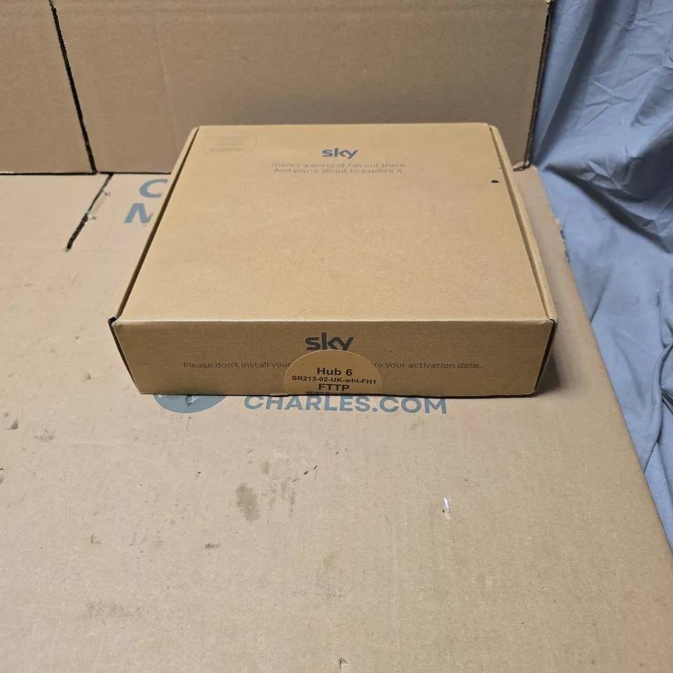 SKY HUB 6 BOXED, SEALED