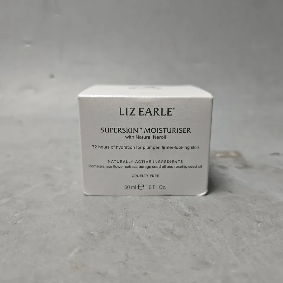 BOXED LIZ EARLE SUPERSKIN MOISTURISER 