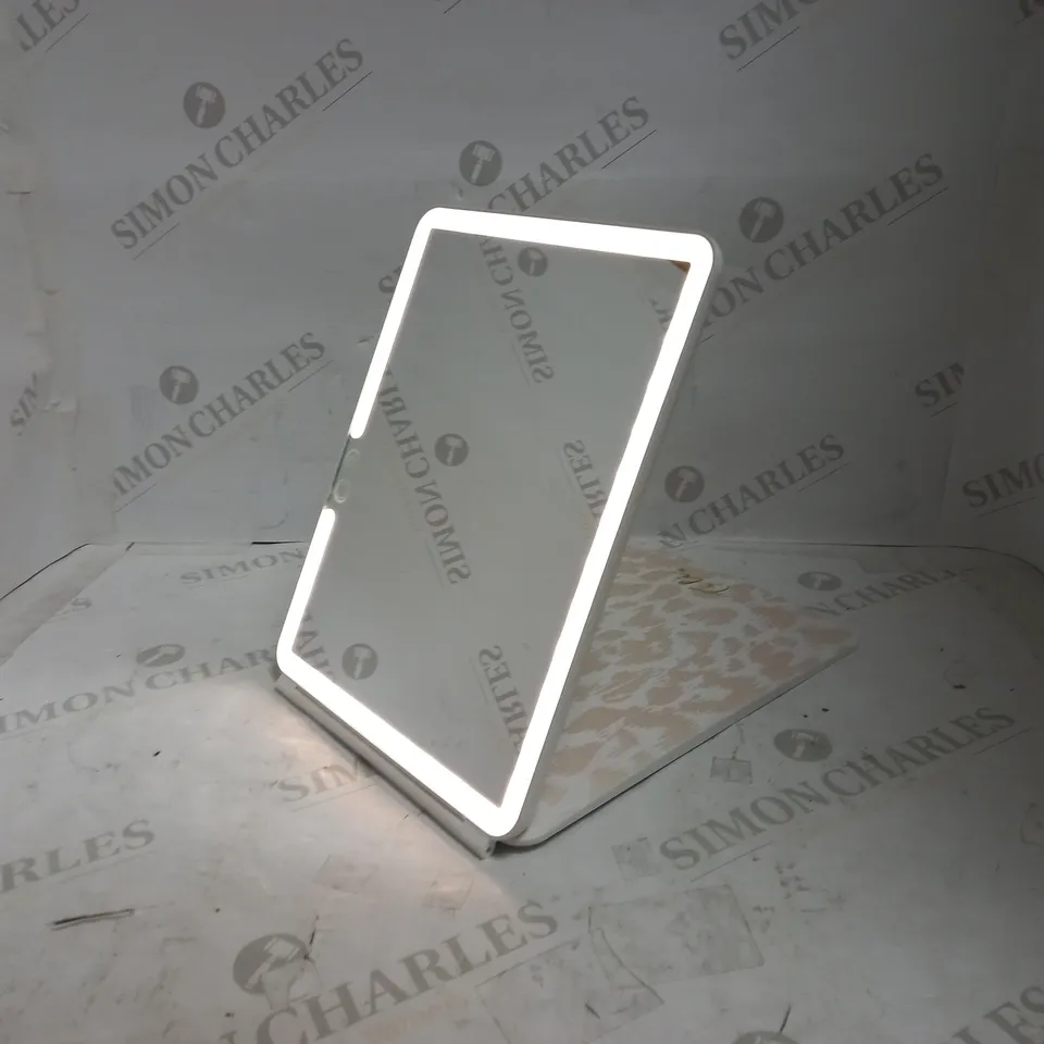 TILI LED TRAVEL VANITY MAKEUP MIRROR