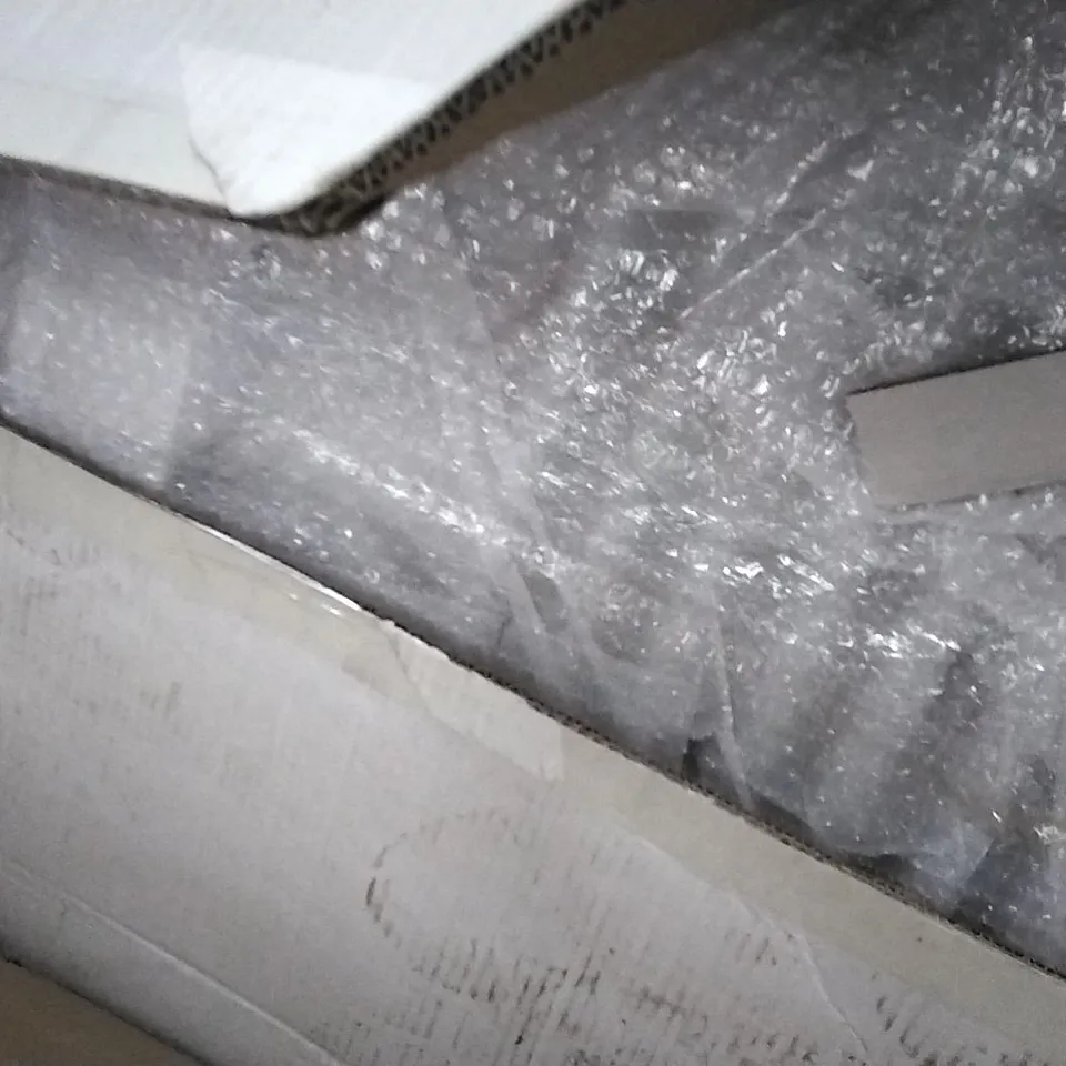 BOXED CHROMED TOWEL RAIL 160 X 60CM 