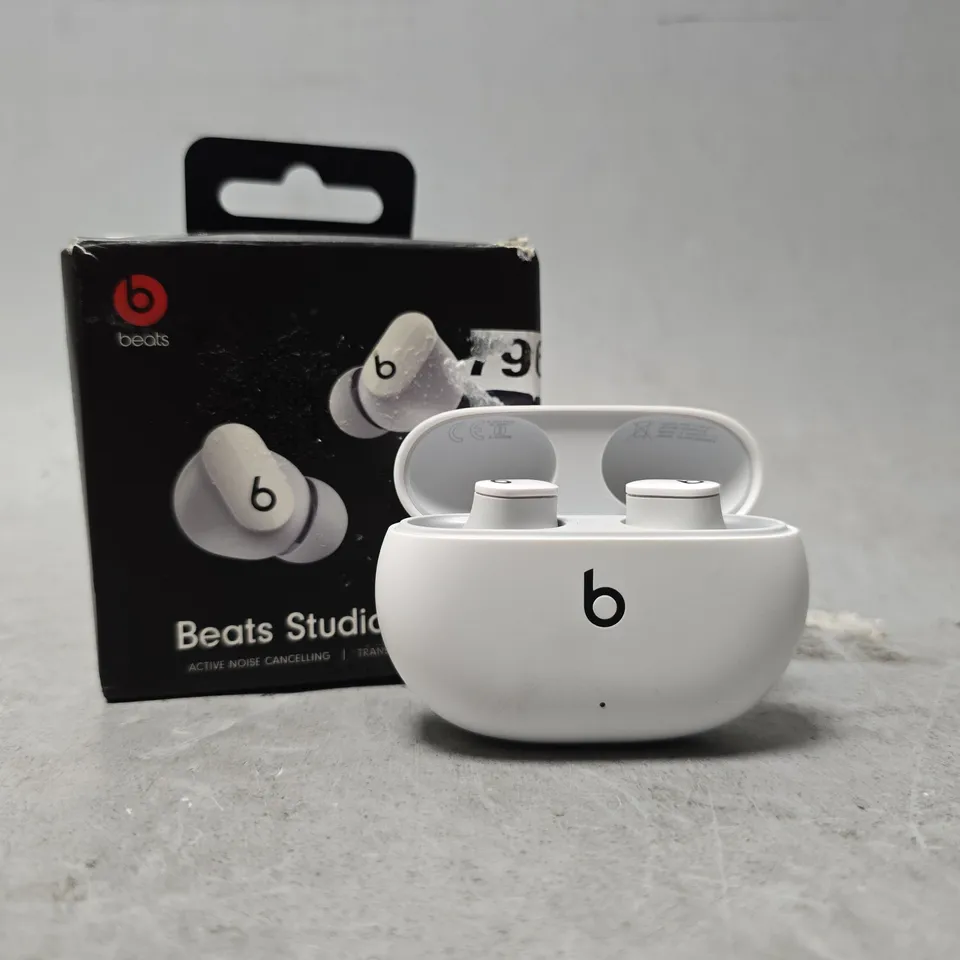 BOXED BEATS STUDIO BUDS 