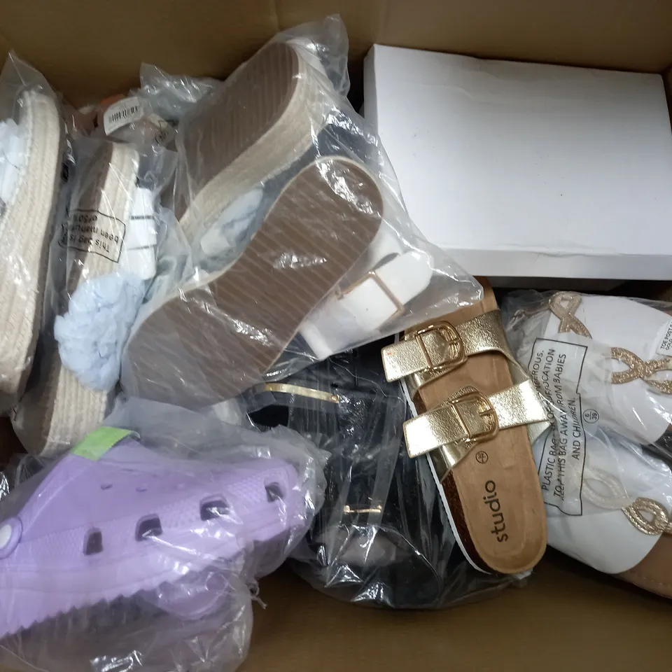 BOX OF APPROXIMATELY 20 ASSORTED PAIRS OF SHOES TO INCLUDE STUDIO, KRUSH, ETC