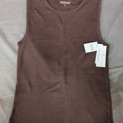 ABERCROMBIE & FITCH SLEEVELESS RIBBED TANK TOP IN BROWN SIZE LARGE