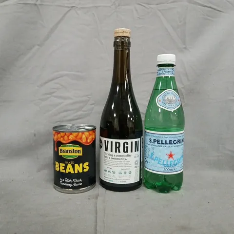 APPROXIMATELY 8 ASSORTED FOOD AND DRINK ITEMS TO INCLUDE BAKED BEANS, SAN PELLEGRINO, ETC