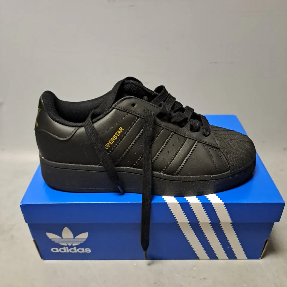 BOXED PAIR OF ADIDAS SUPERSTAR XLG SHOES IN BLACK SIZE 9