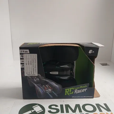 RC RACER REMOTE CONTROL CAR – 2.4 GHZ, 6+ (BOX OPENED)