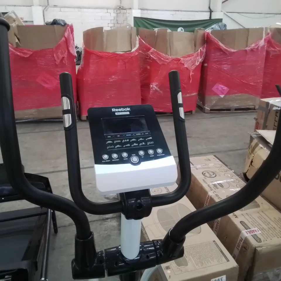 UNBOXED REEBOK JET 100 CROSS TRAINER