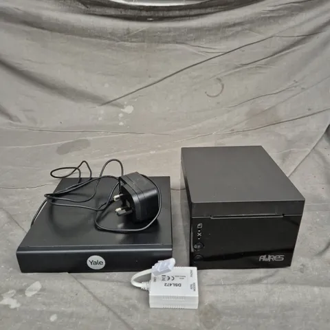 APPROXIMATELY 15 ELECTRICAL ITEMS TO INCLUDE - REMOTE CONTROLS, WIFI HUB AND POWER ADAPTERS