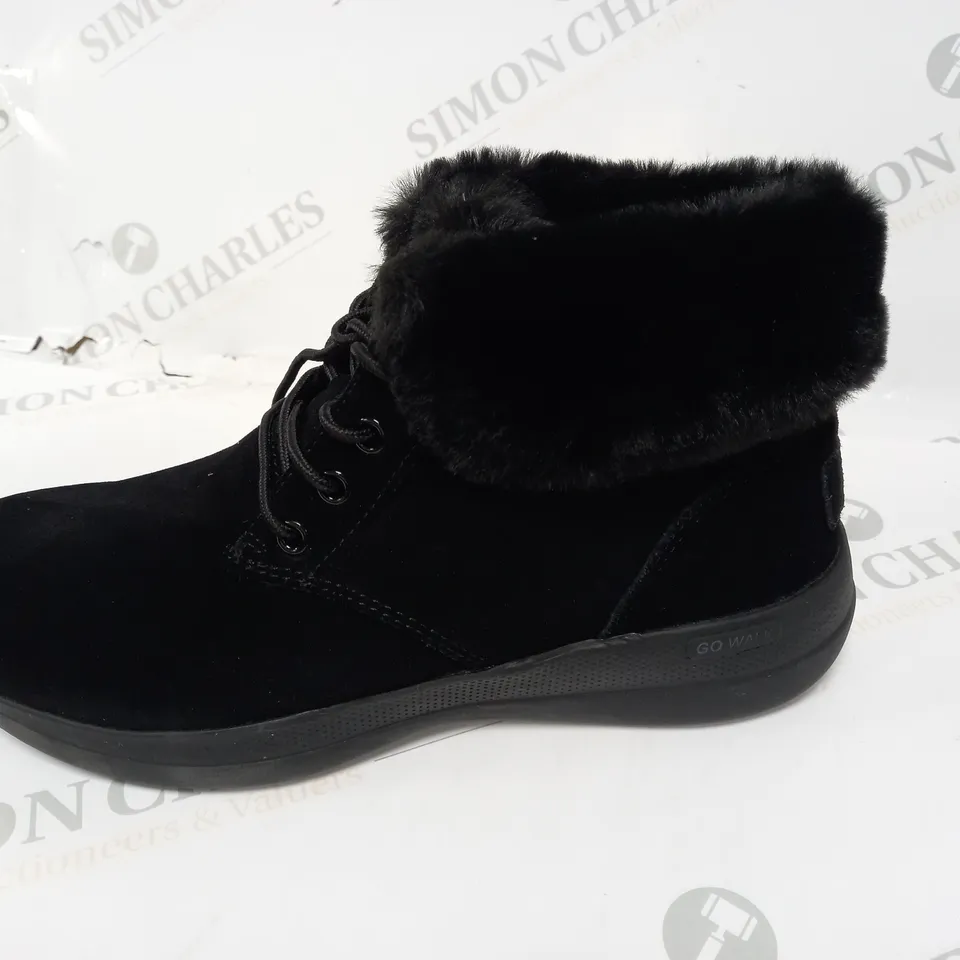 SKECHERS GO WALK BOOTS - 4